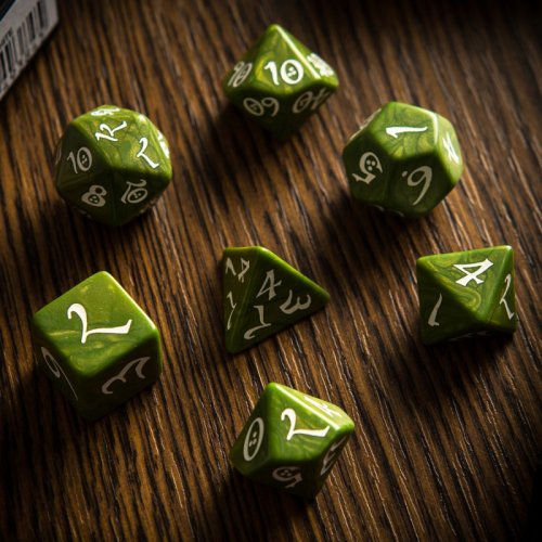 Аксессуары - Набор кубиков Classic RPG Olive & White Dice Set