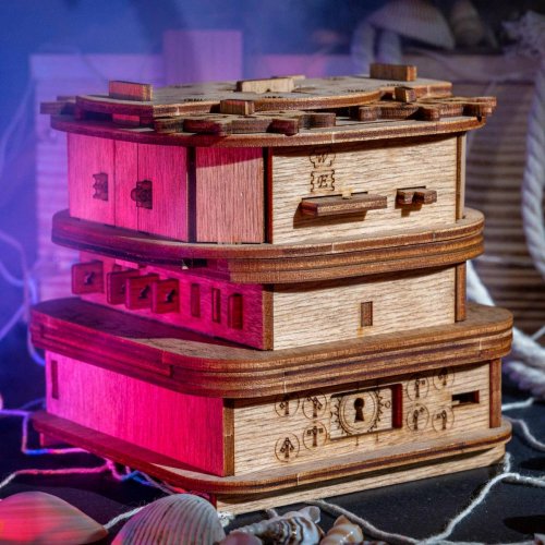 Головоломка - ClueBox - Escape Room in einer Box. Davy Jones' Locker (Замок Деві Джонса)