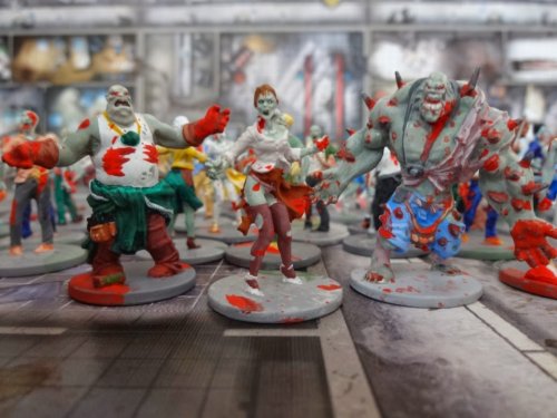 Настольная игра - Настільна гра Зомбіцид (Zombicide)