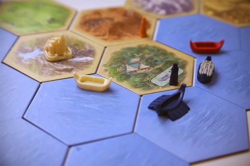 Настольная игра - Настільна гра Колонізатори. Першопрохідці і Пірати (Catan: Explorers and Pirates) доповнення
