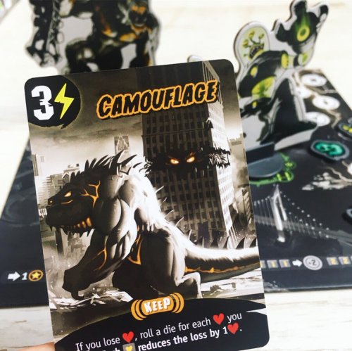 Настольная игра - Настільна гра King of Tokyo Dark Edition (Володар Токіо Темне видання) ENG